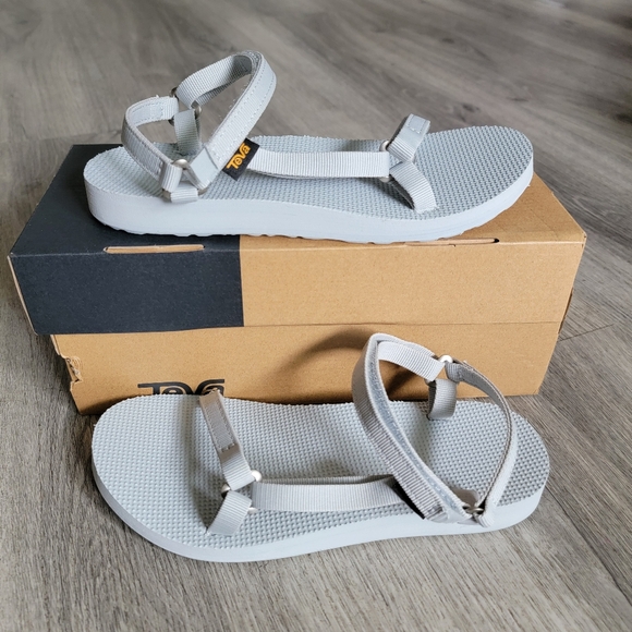 Teva Original Universal Slim Sandal - Picture 1 of 9